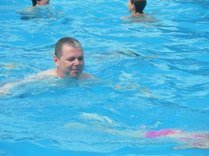 Ghis cooling off in the pool.