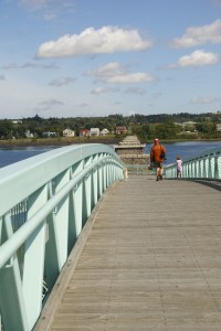 DSC00983 Ghis and Morgane cross the pedestrian bridge in Fredericton.