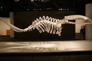 Jungen - this is made of white patio chairs